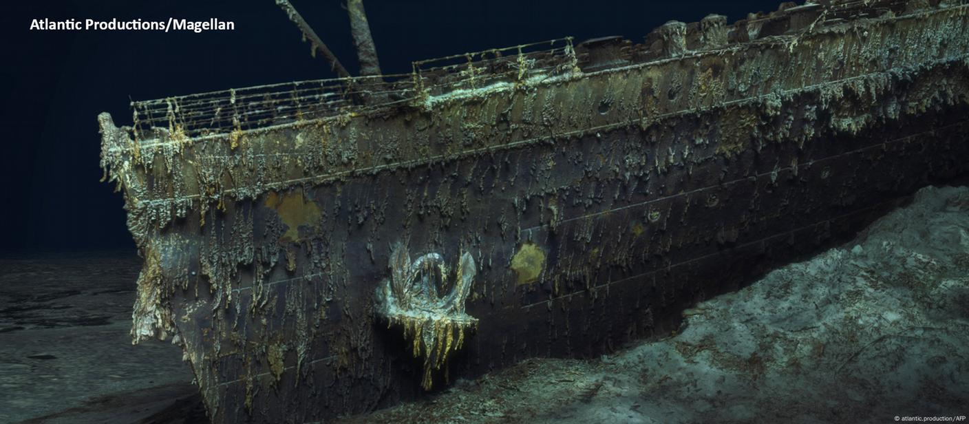 Titanic at the bottom of the ocean